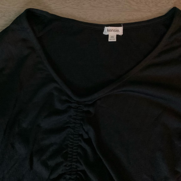 Kensie Tie Front Long Sleeve V Neck Top Size Medium NWT - Picture 3 of 9